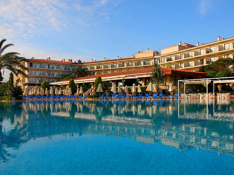Valentin Son Bou Apartments
